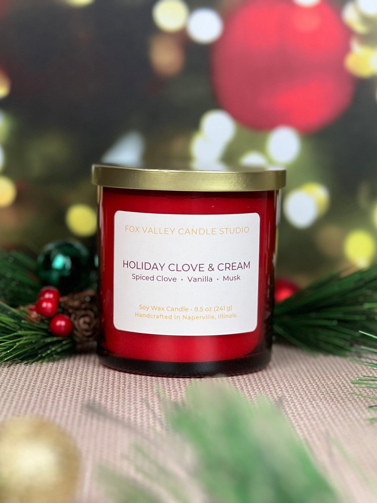 Holiday Clove & Cream 8.5 oz Candle