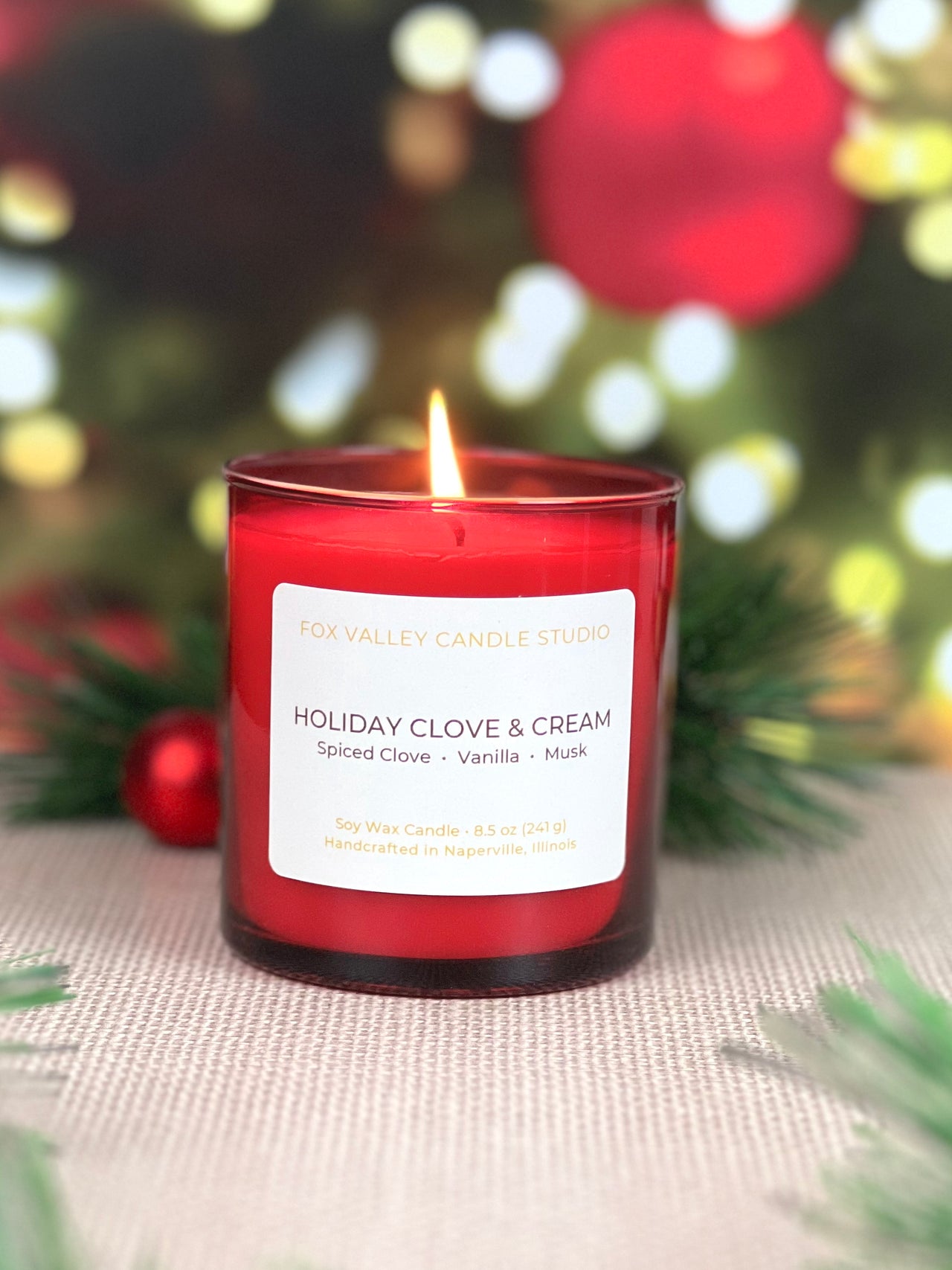 Holiday Clove & Cream 8.5 oz Candle