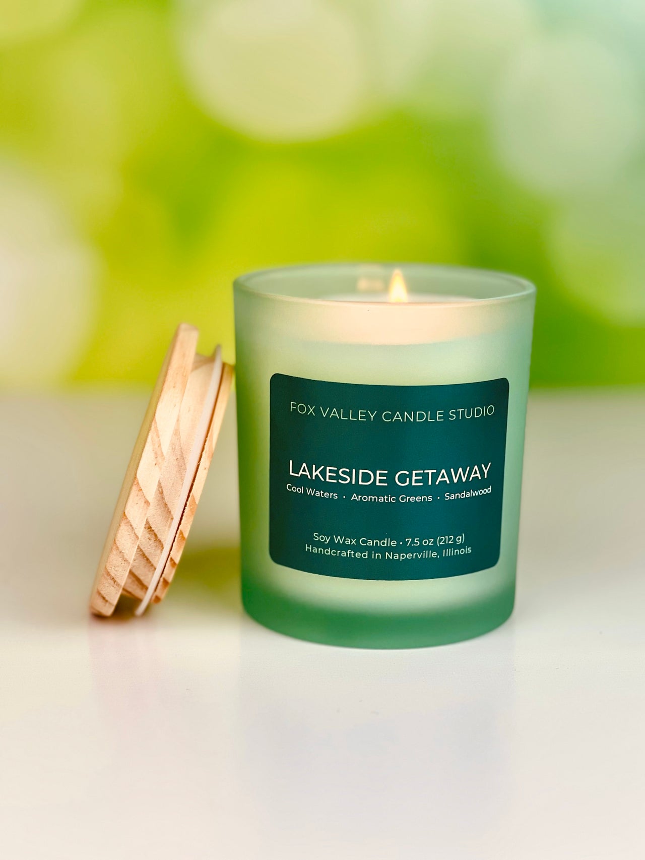 Lakeside Getaway Candle (Cool Waters • Aromatic Greens • Sandalwood) 7.5 oz Candle