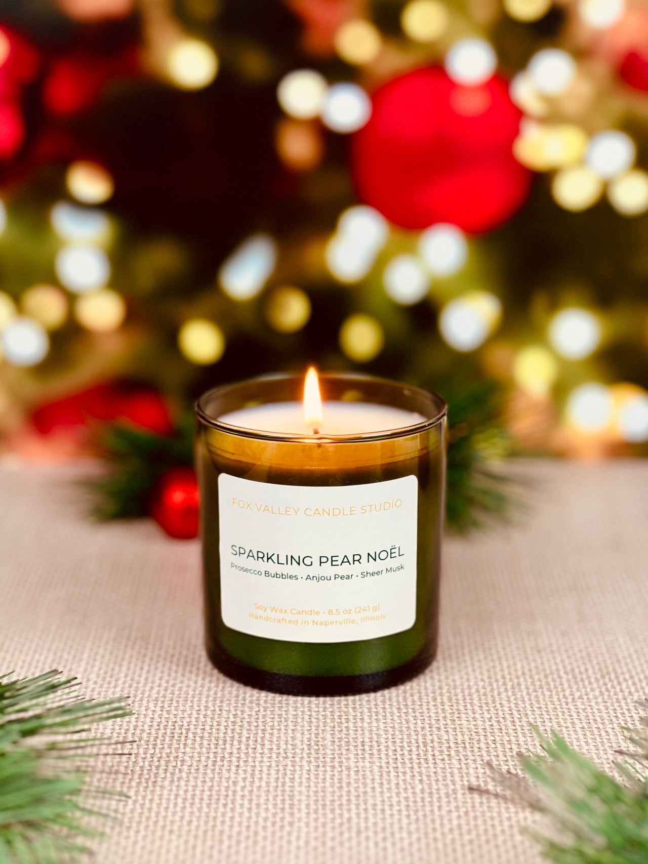 Sparkling Pear Noël (Prosecco Bubbles • Anjou Pear • Sheer Musk) 8.5 oz Candle