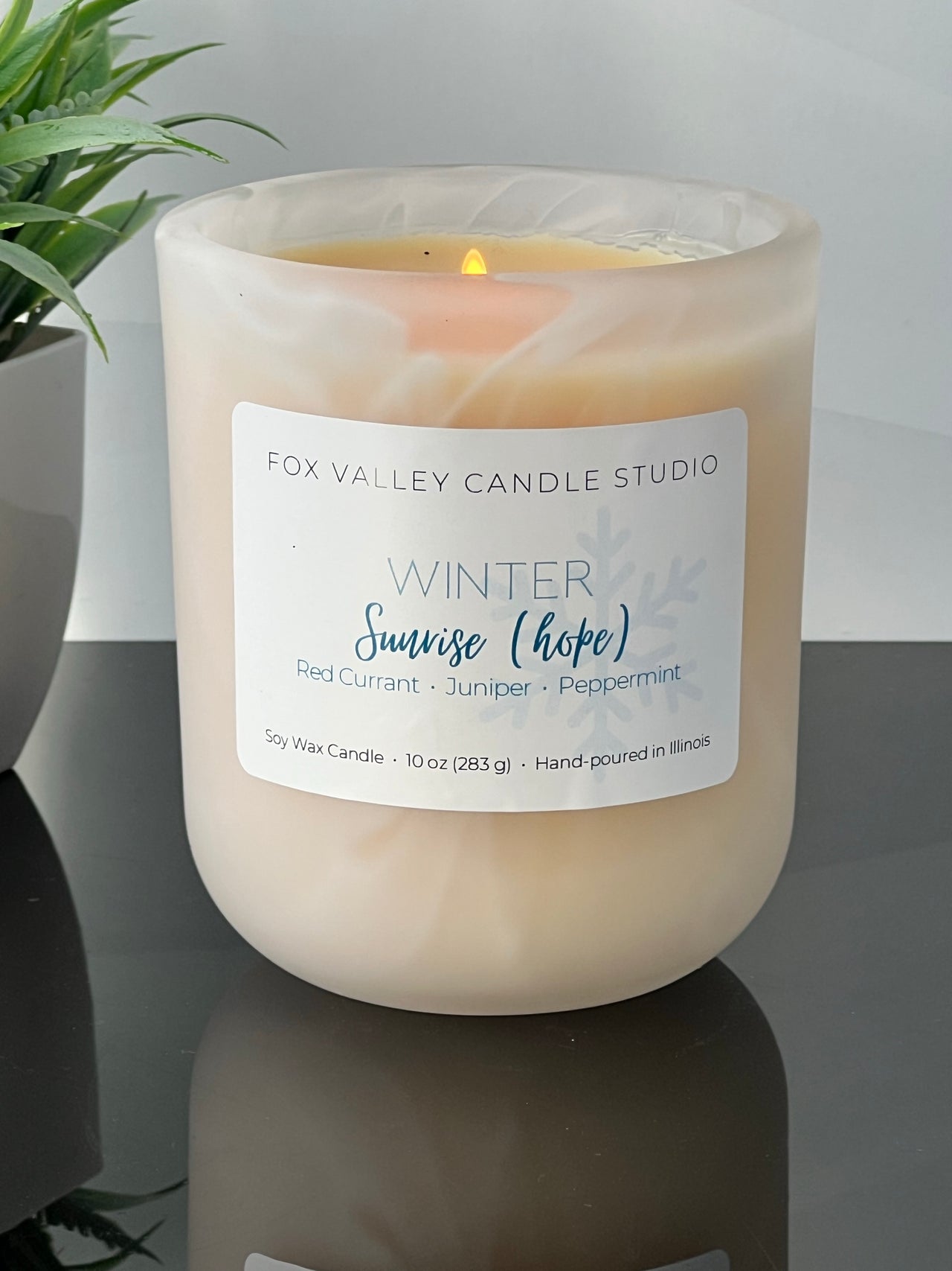 Winter: Sunrise (Hope) (Red Currant • Juniper • Peppermint) 10 oz Candle